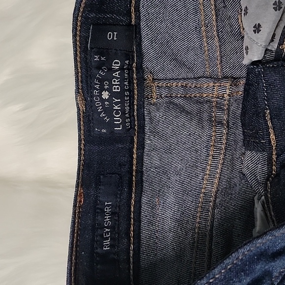 Lucky brand shorts - Picture 2 of 4